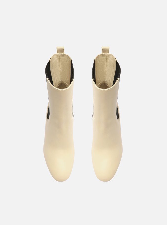 Bota Off-White Couro Chelsea Salto Bloco Cano Médio