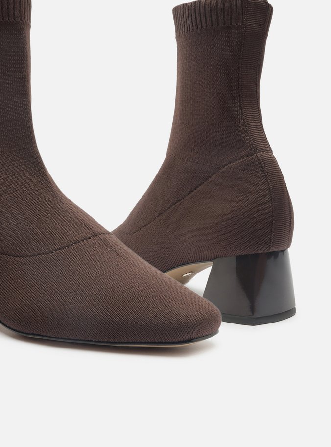 Bota Skinny Marrom Knit Cano Médio