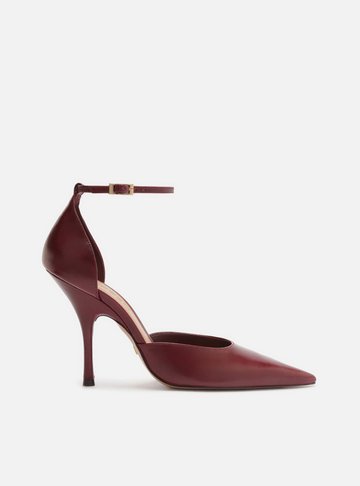 Arezzo — Scarpin Vermelho Couro Salto Fino Fivela