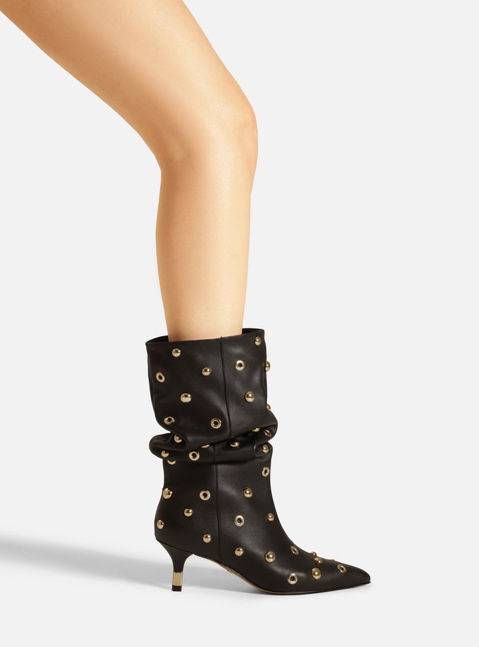 Bota Preta Couro Salto Fino Slouchy Rebites