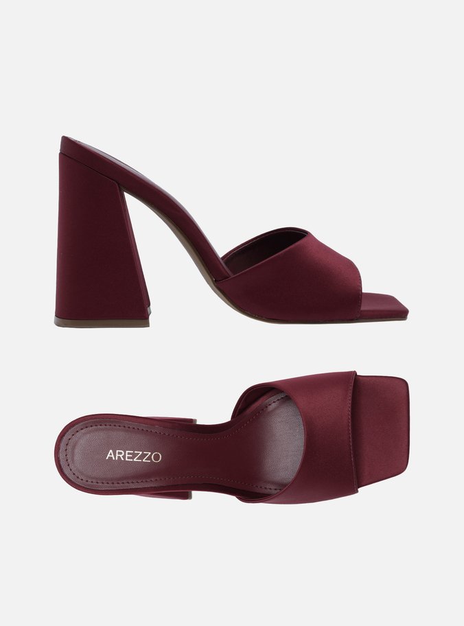 Mule Vermelho Cetim Salto Alto Bloco