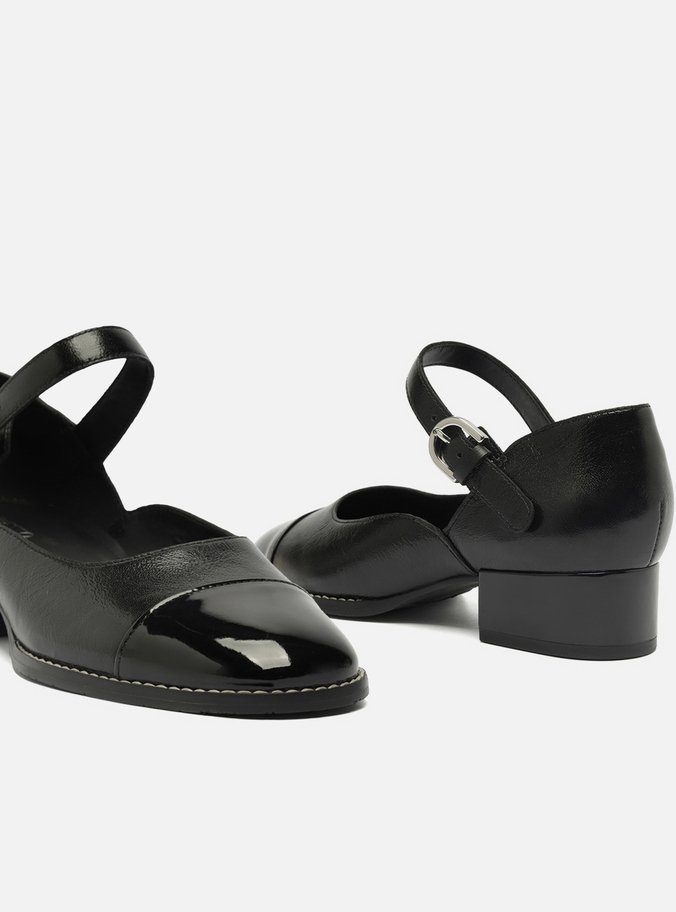 Sapato Boneca Preto Couro Bloco Cap Toe