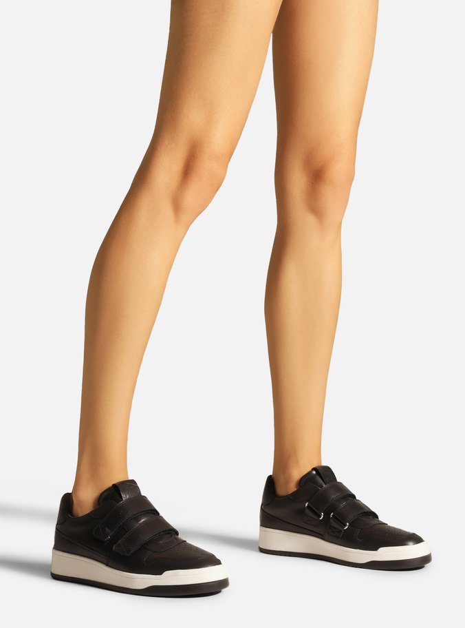 Tênis Slip On Preto Couro Tiras Velcro