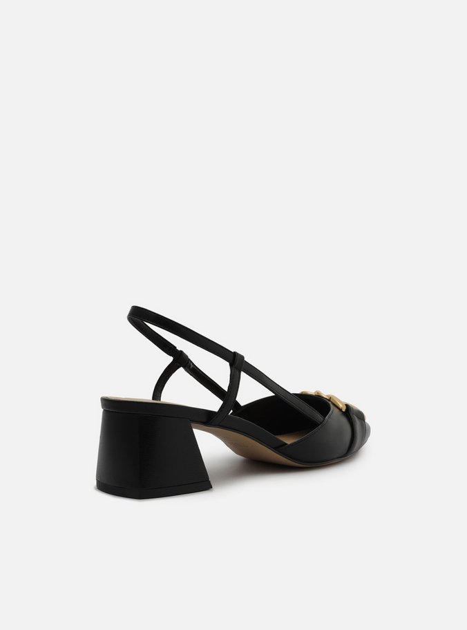 Scarpin Preto Couro Bico Quadrado Aberto Metal
