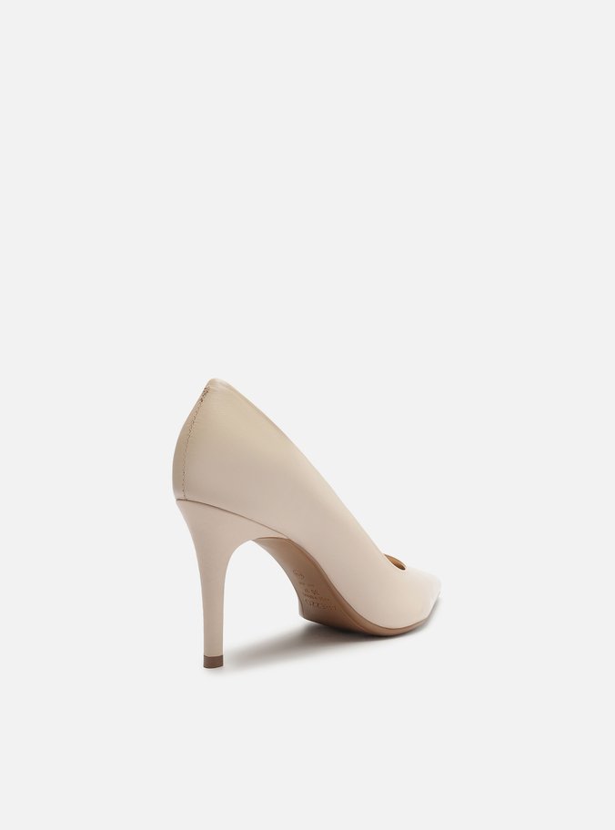 Scarpin Branco Couro Salto Fino Bico Fino