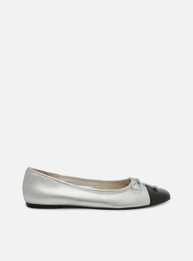 Sapatilha Prata Couro Cap Toe Bico Quadrado Preto