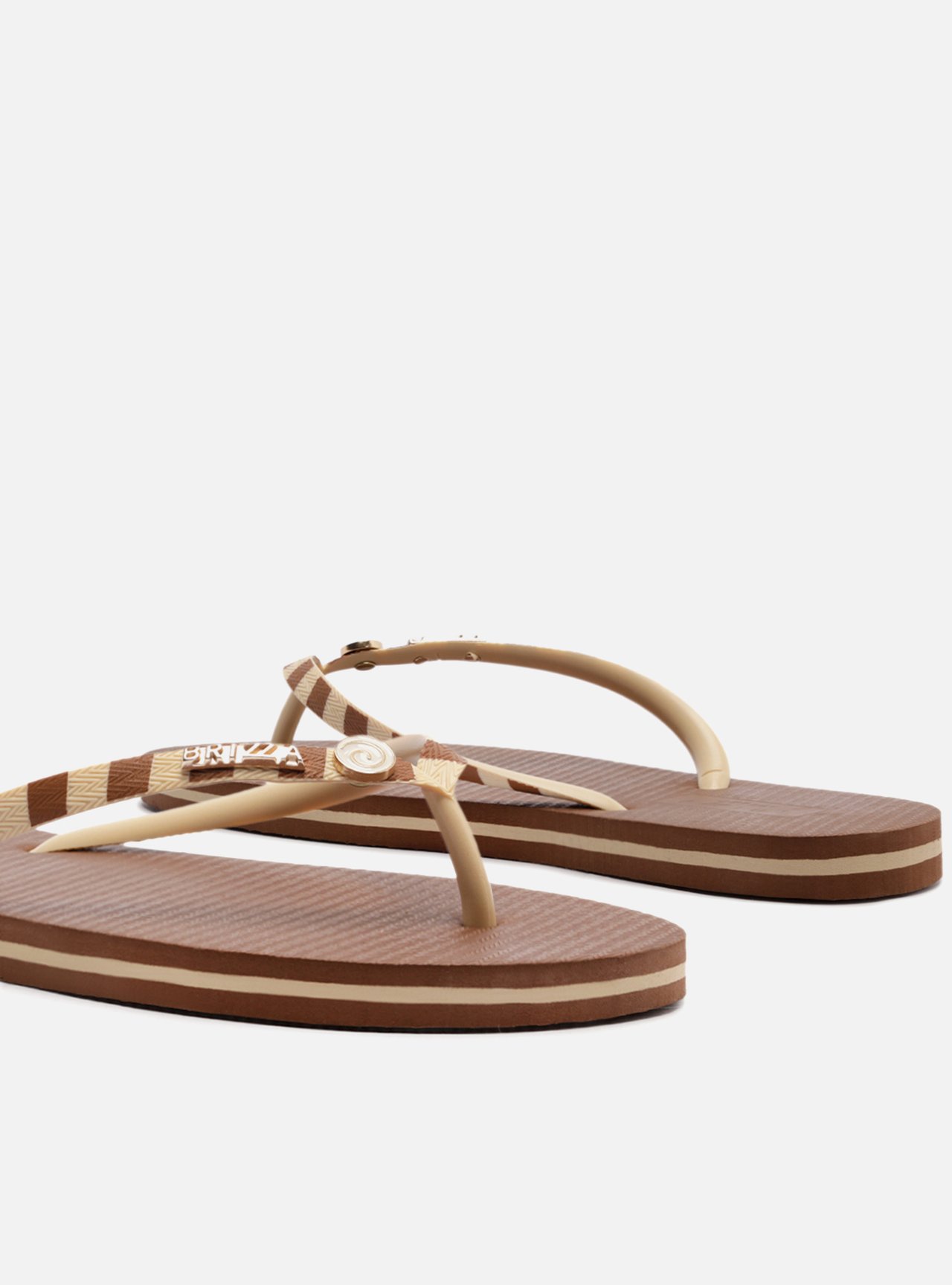 Chinelo de Dedo Marrom Tiras Listradas Easy Bacio Di Latte — foto 4