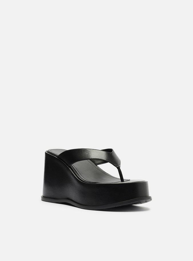 Tamanco Preto Couro Plataforma Thong