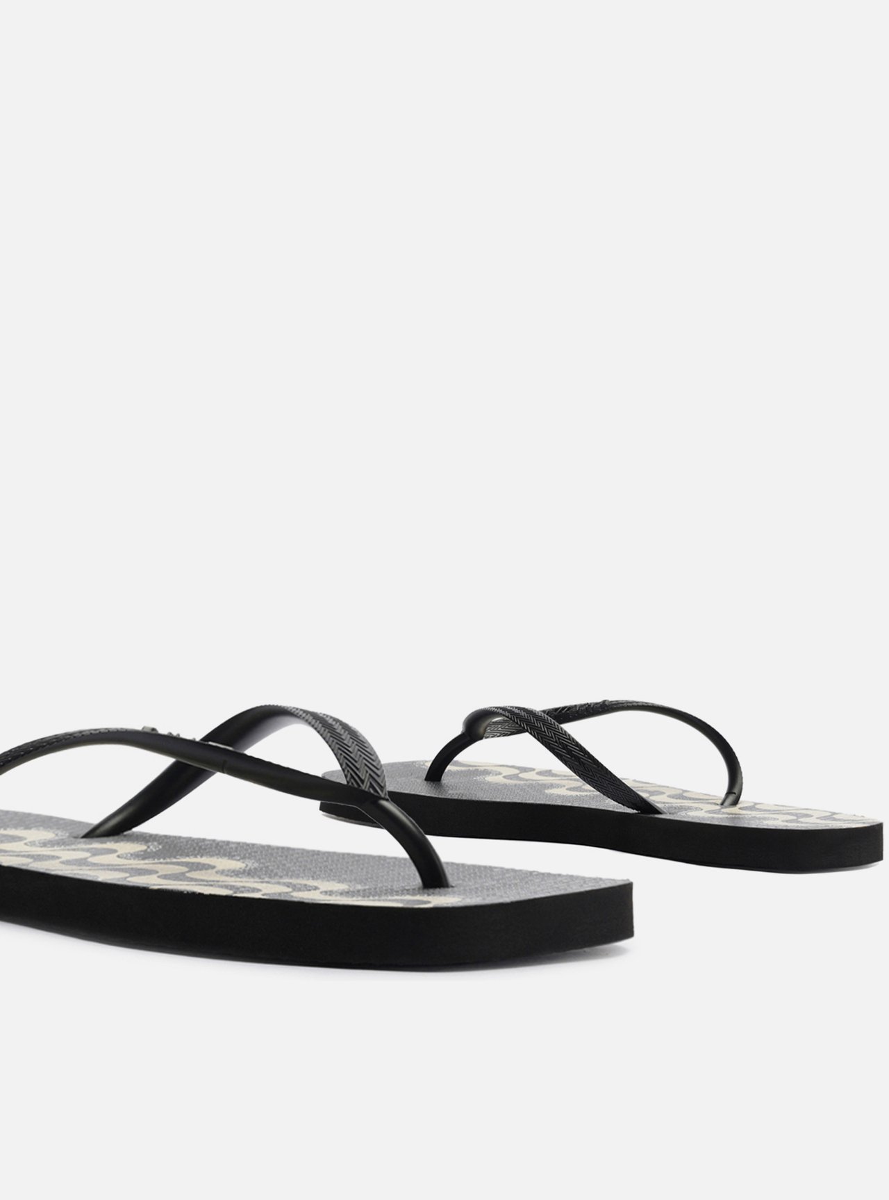 Chinelo de Dedo Preto Square Copacabana — foto 4