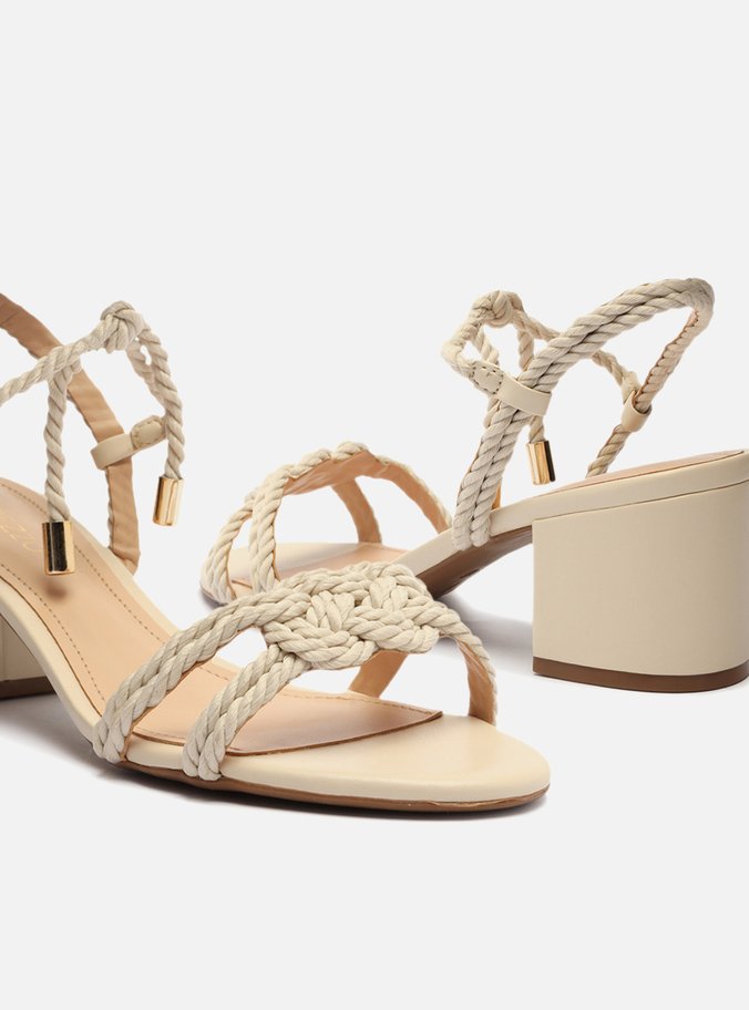 Sandália Off-White Salto Bloco Cordões