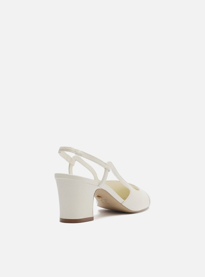 Scarpin Branco Couro Bloco Cap Toe Marinho