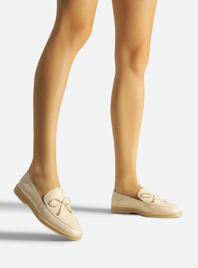 Mocassim Branco Couro Detalhe Laço