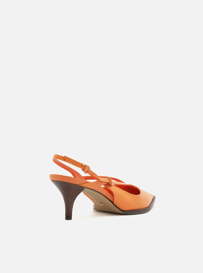 Scarpin Laranja Salto Baixo Tiras