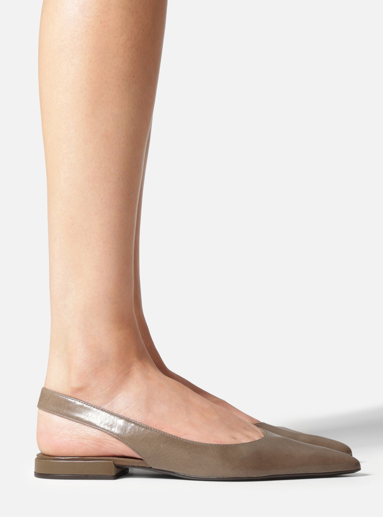Sapatilha Cinza Couro Slingback Bico Fino — foto 6