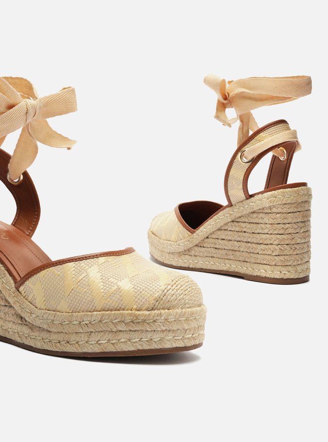 Espadrille Bege Tramada Plataforma Monograma