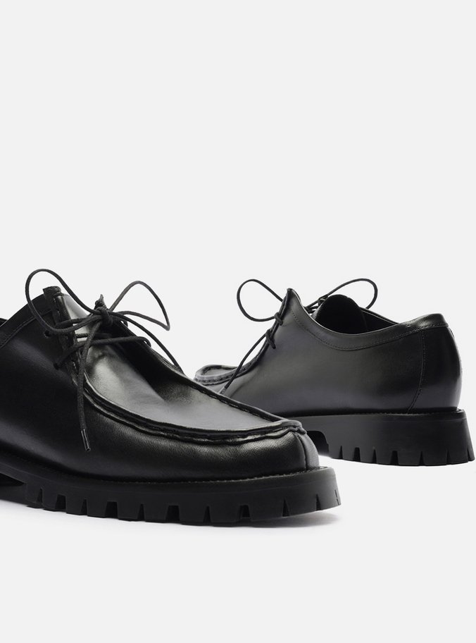 Mocassim Preto Couro Tratorado Amarração Siena