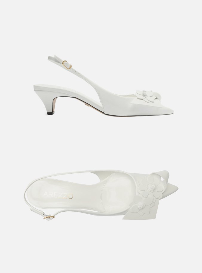 Scarpin Branco Bico Fino Slingback Flores