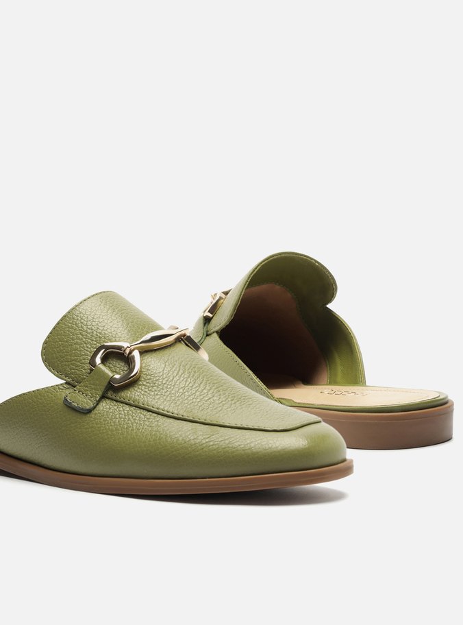 Mule Verde Couro Bridão Metálico Básica