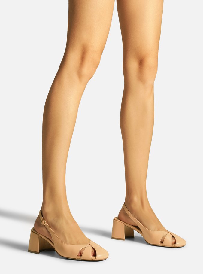 Scarpin Nude Couro Slingback Cabedal Vazado