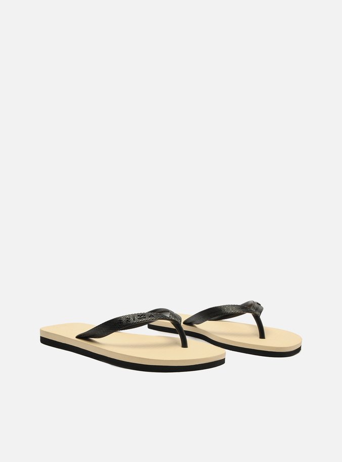 Chinelo de Dedo Preto Bicolor Roma Basics