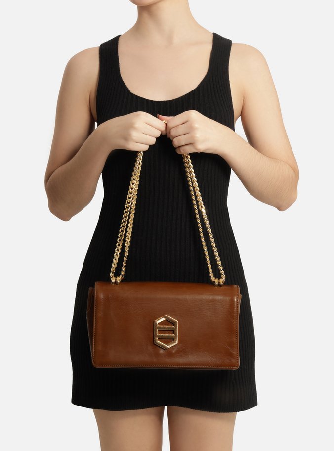 Bolsa Tiracolo Caramelo Couro Média Metal Dourado