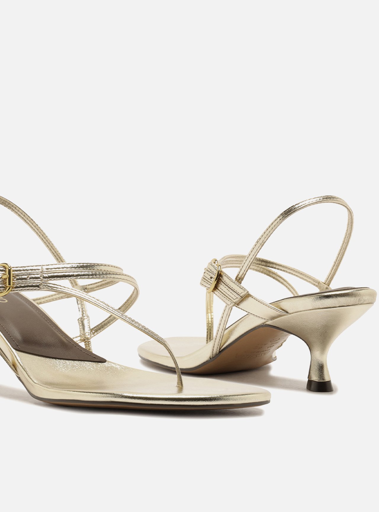 Sandália Marrom Salto Bloco Fivela Tiras Slingback — foto 4
