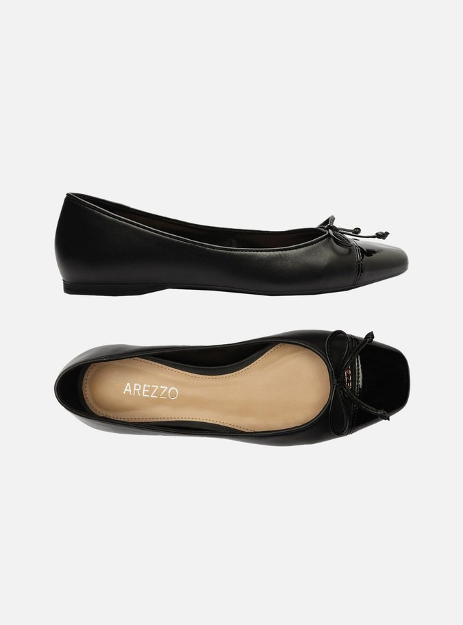Sapatilha Preta Cap Toe Laço