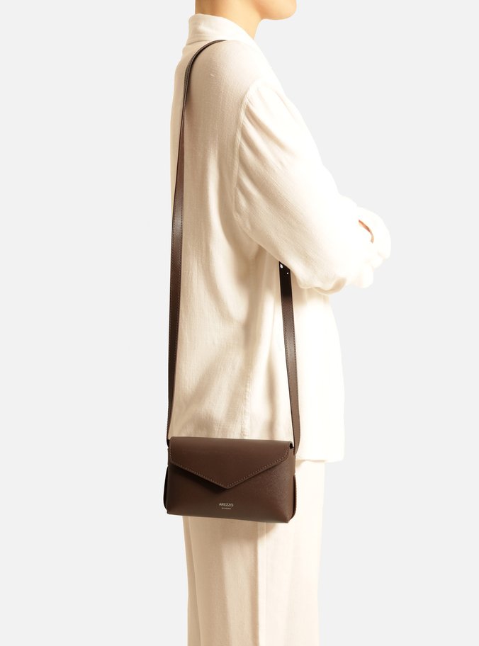 Bolsa Tiracolo Marrom Escura Pequena Envelope