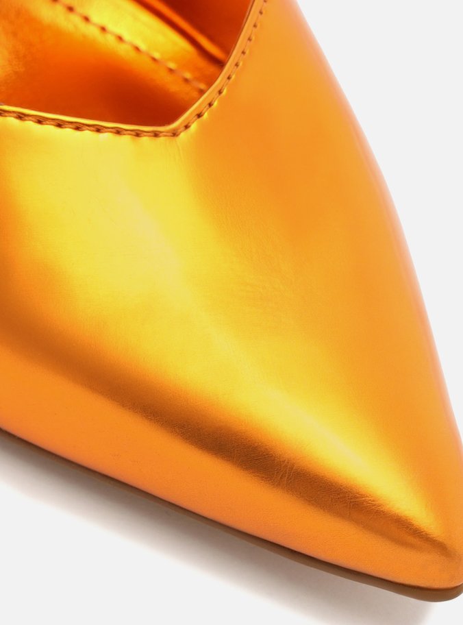 Scarpin Laranja Metalizado Bico Fino Sia