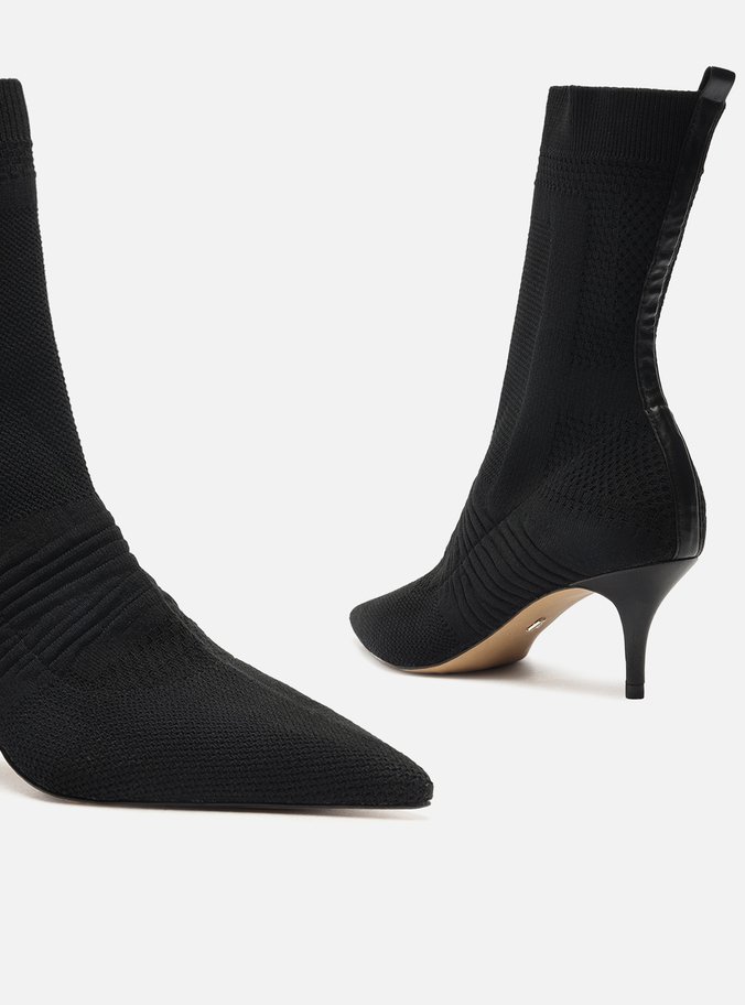 Bota Skinny Preta Knit Cano Médio Salto Baixo