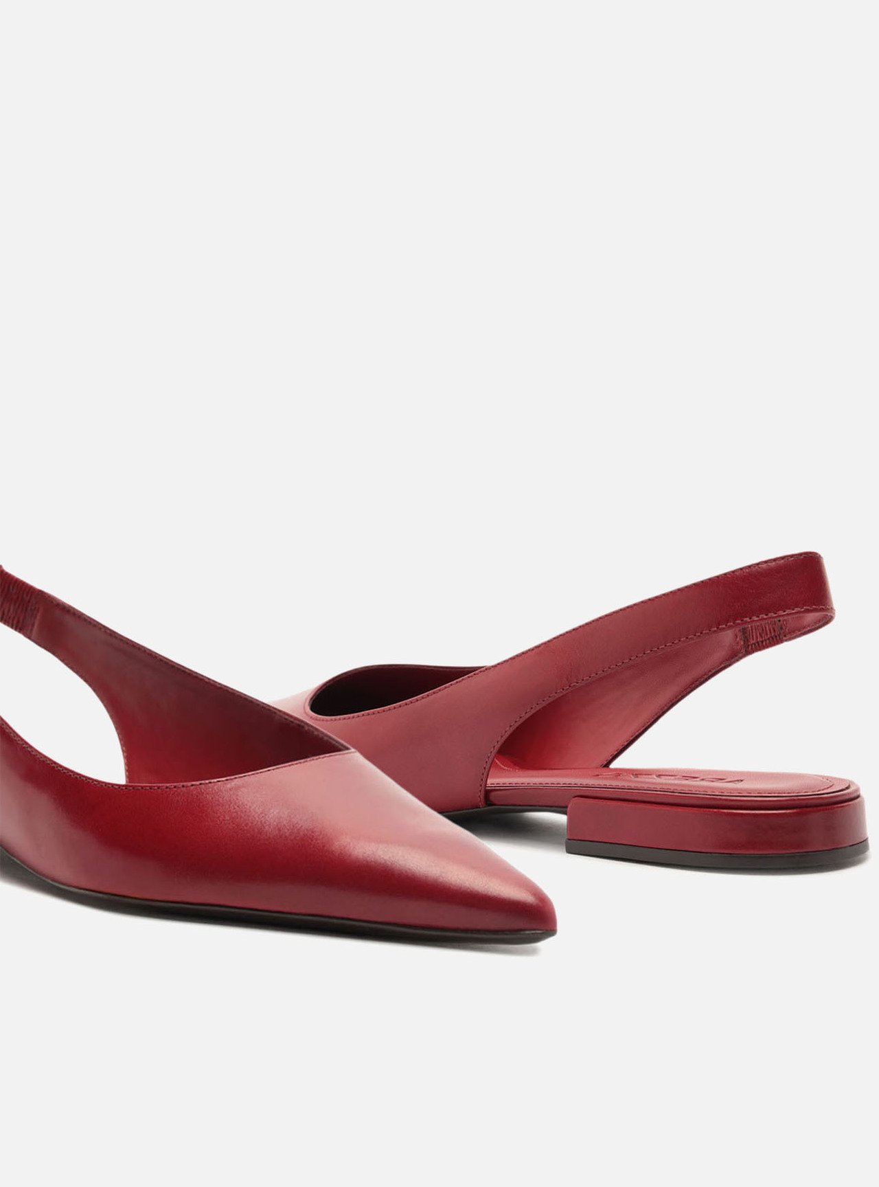 Sapatilha Vermelha Couro Slingback Bico Fino — foto 4