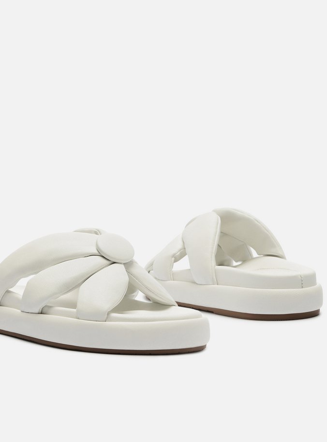 Rasteira Branca Couro Flatform Tiras Botão