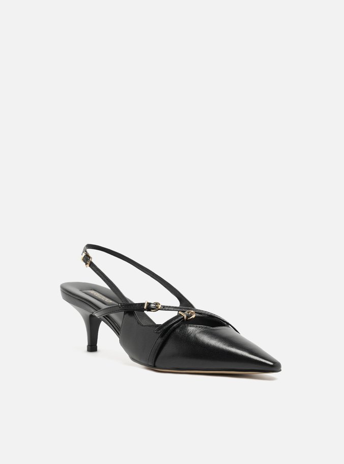 Scarpin Preto Couro Salto Médio Fivela