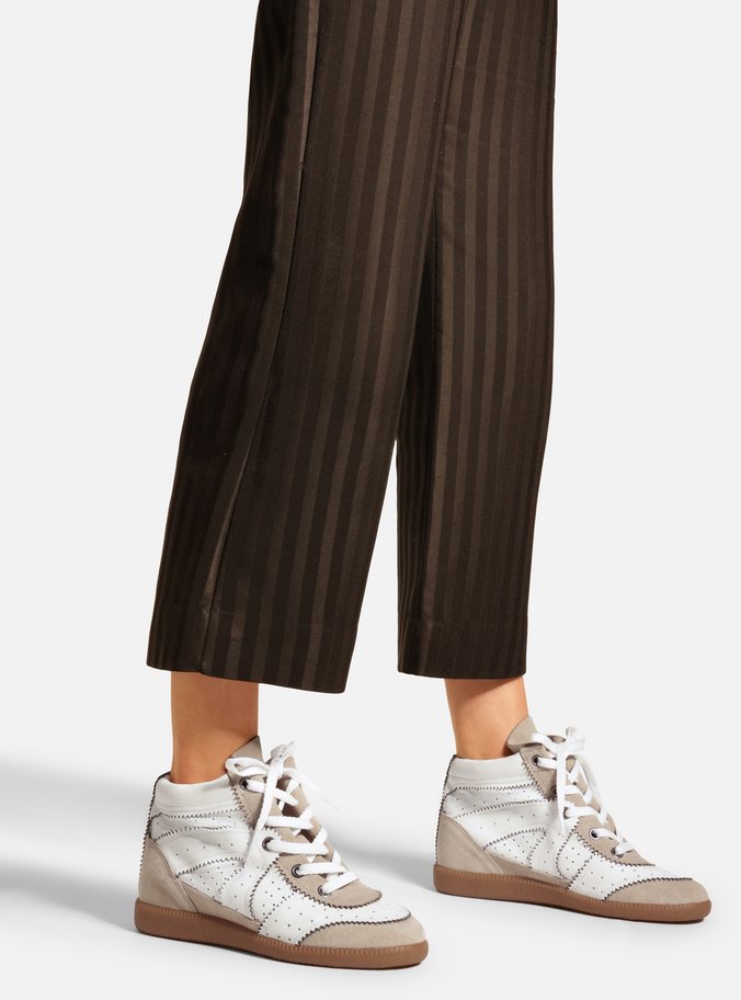 Tênis Sneaker Branco Couro Cano Médio Amarração