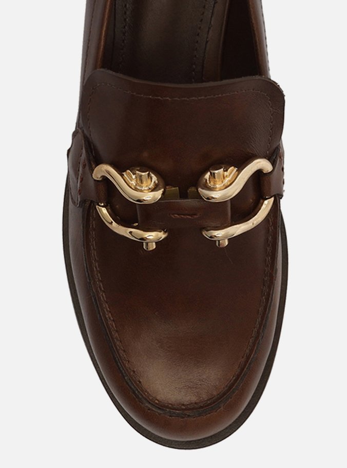 Mocassim Marrom Couro Bico Redondo Metal