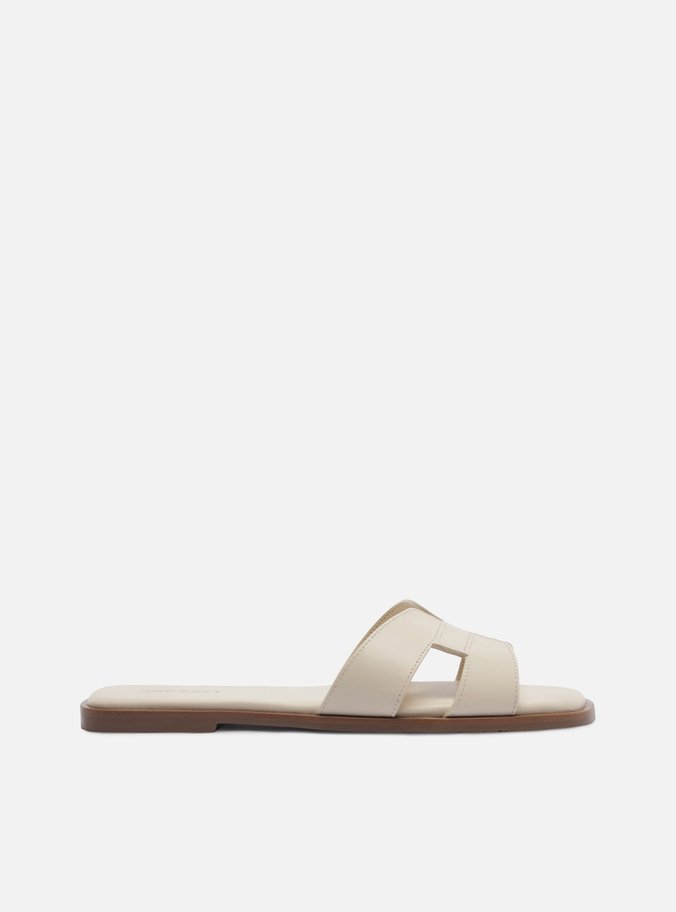 Sandália Rasteira Off White Couro Bico Quadrado Tiras