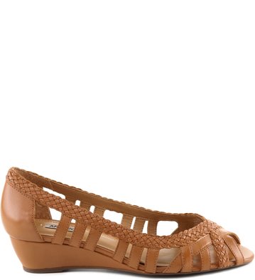 Scarpin Recortes Tan