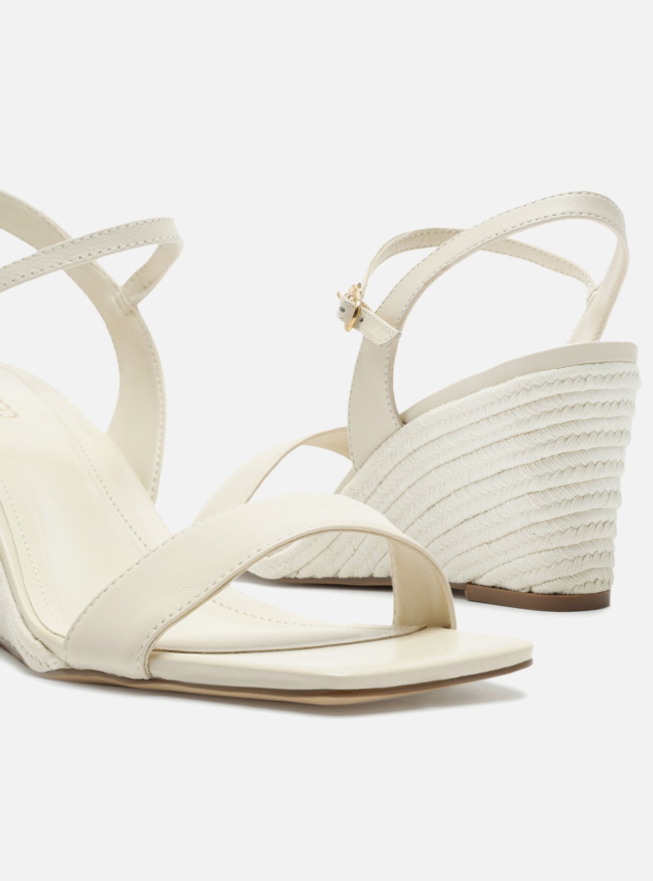 Sandália Off-White Couro Salto Anabela Corda — foto 4
