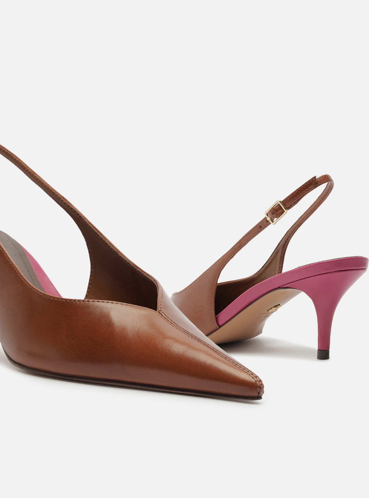 Scarpin Marrom Couro Salto Fino Slingback — foto 4
