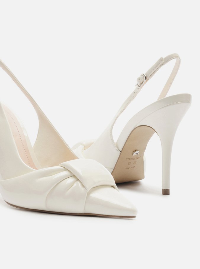 Scarpin Branco Verniz Slingback Puffer