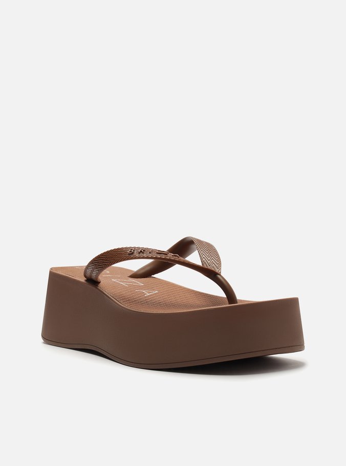 Sandália Marrom Flatform Tiras Rio