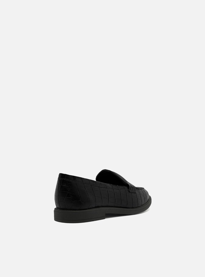 Mocassim Preto Fechado Croco