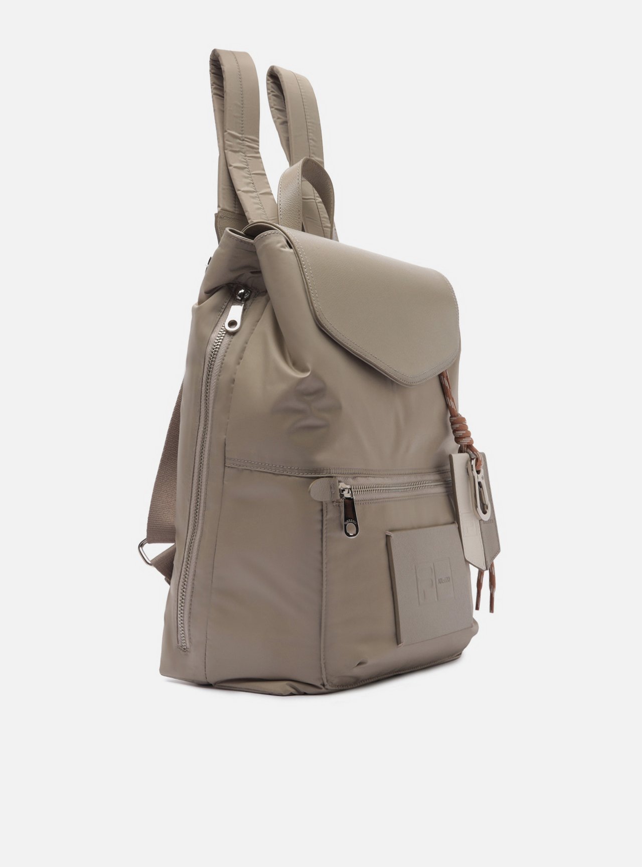 Bolsa Mochila Marrom Média Trança Metais Fila — foto 5