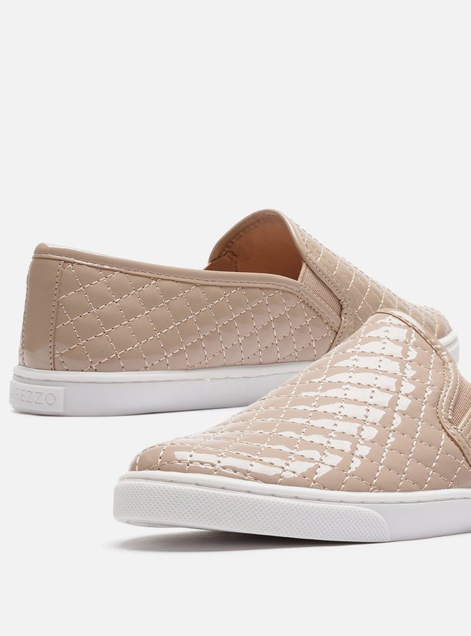 Slip-on Matelassê Verniz Nude Rose