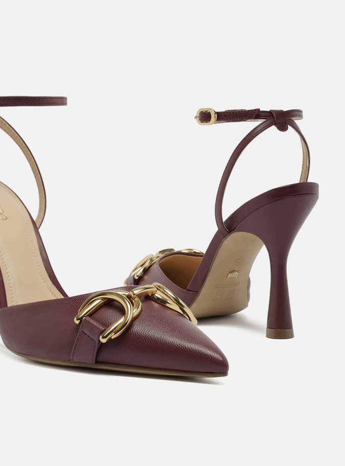 Scarpin Vermelho Salto Alto