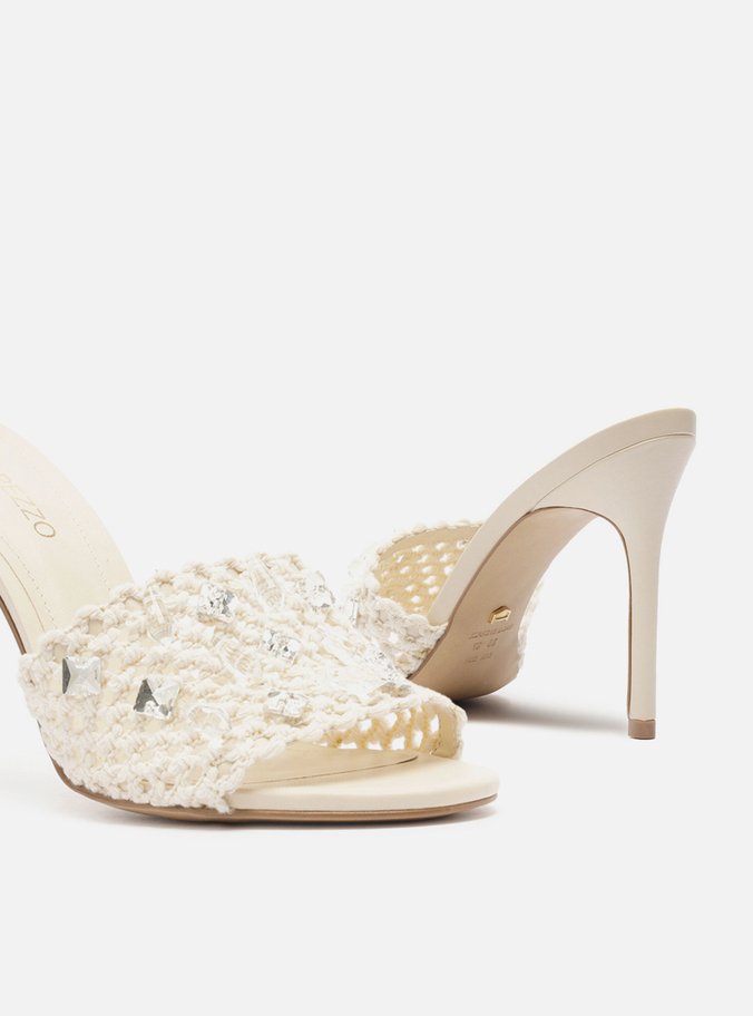 Mule Branco Salto Alto Bordado Floral