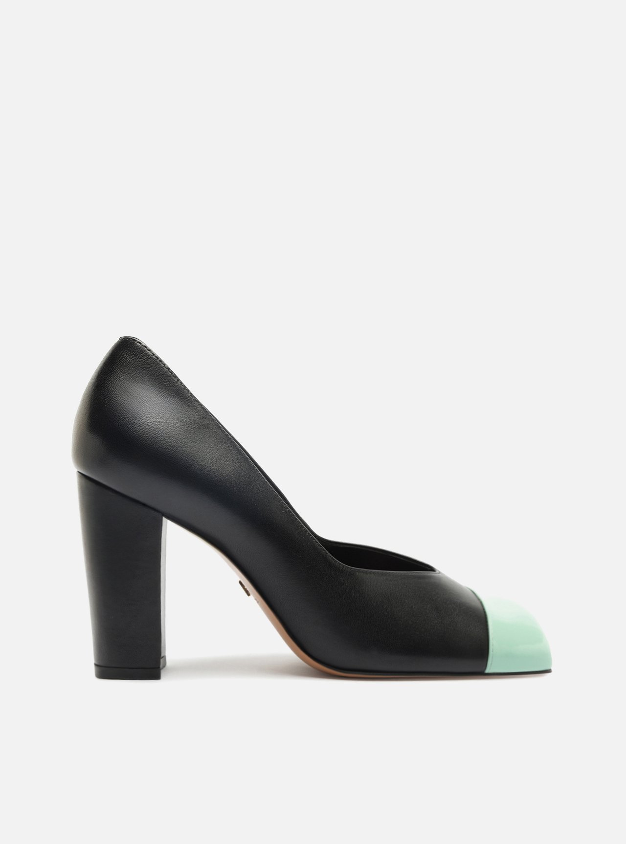 Scarpin Preto Multimaterial Salto Bloco — foto 2