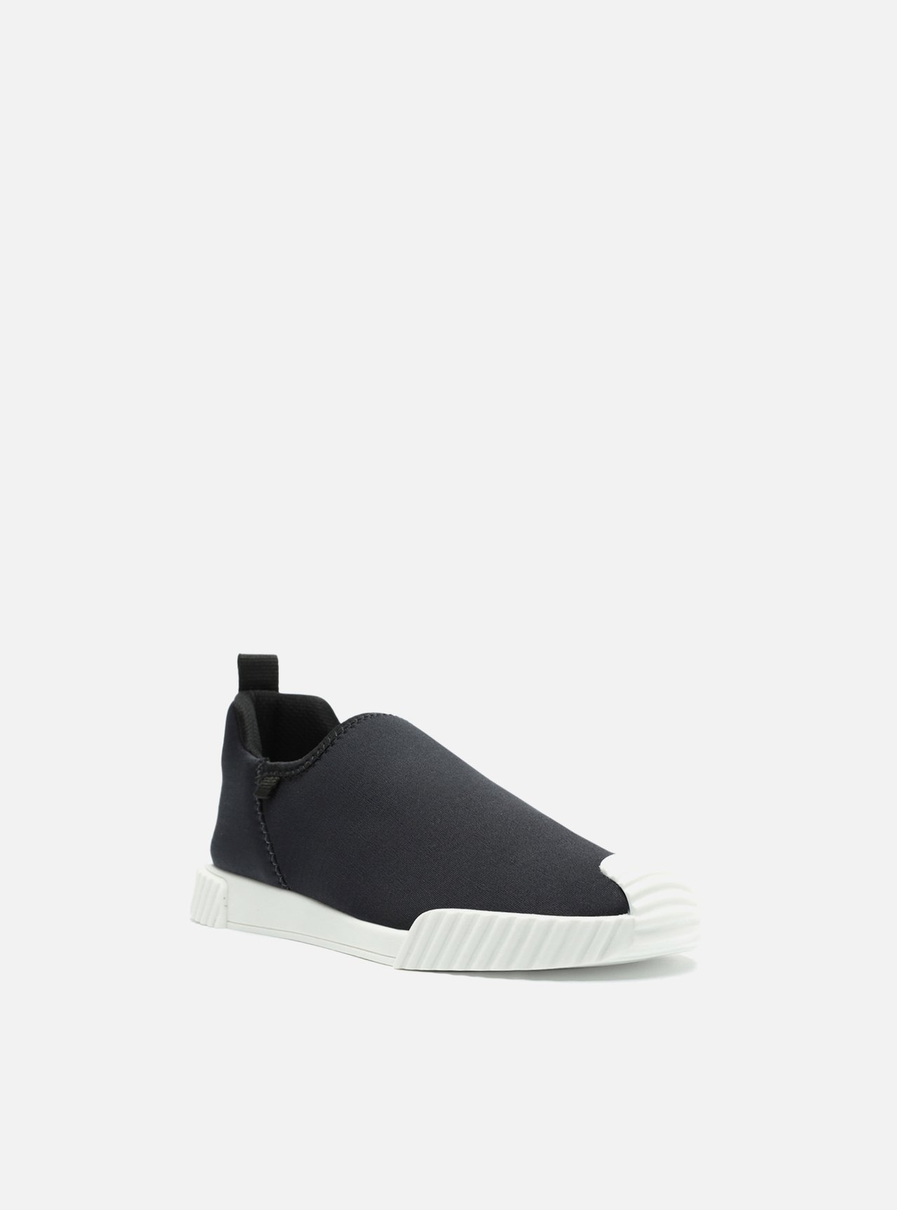 Tenis discount preto rasteiro