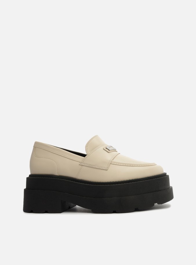 Mocassim Off-White Plataforma Livia