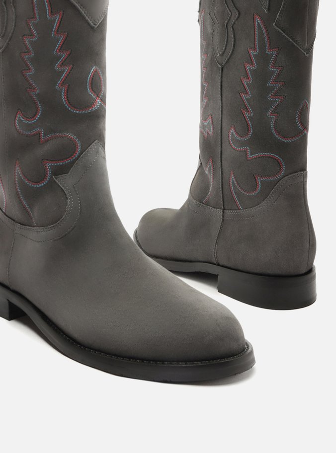 Bota Cinza Acamurçada Cano Longo Bordado Western